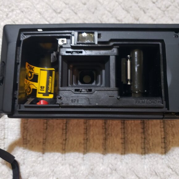 Vintage Kodak S300MD S‑Series 35mm Film Camera – Ektanar Lens – Great Condition - Picture 6 of 8